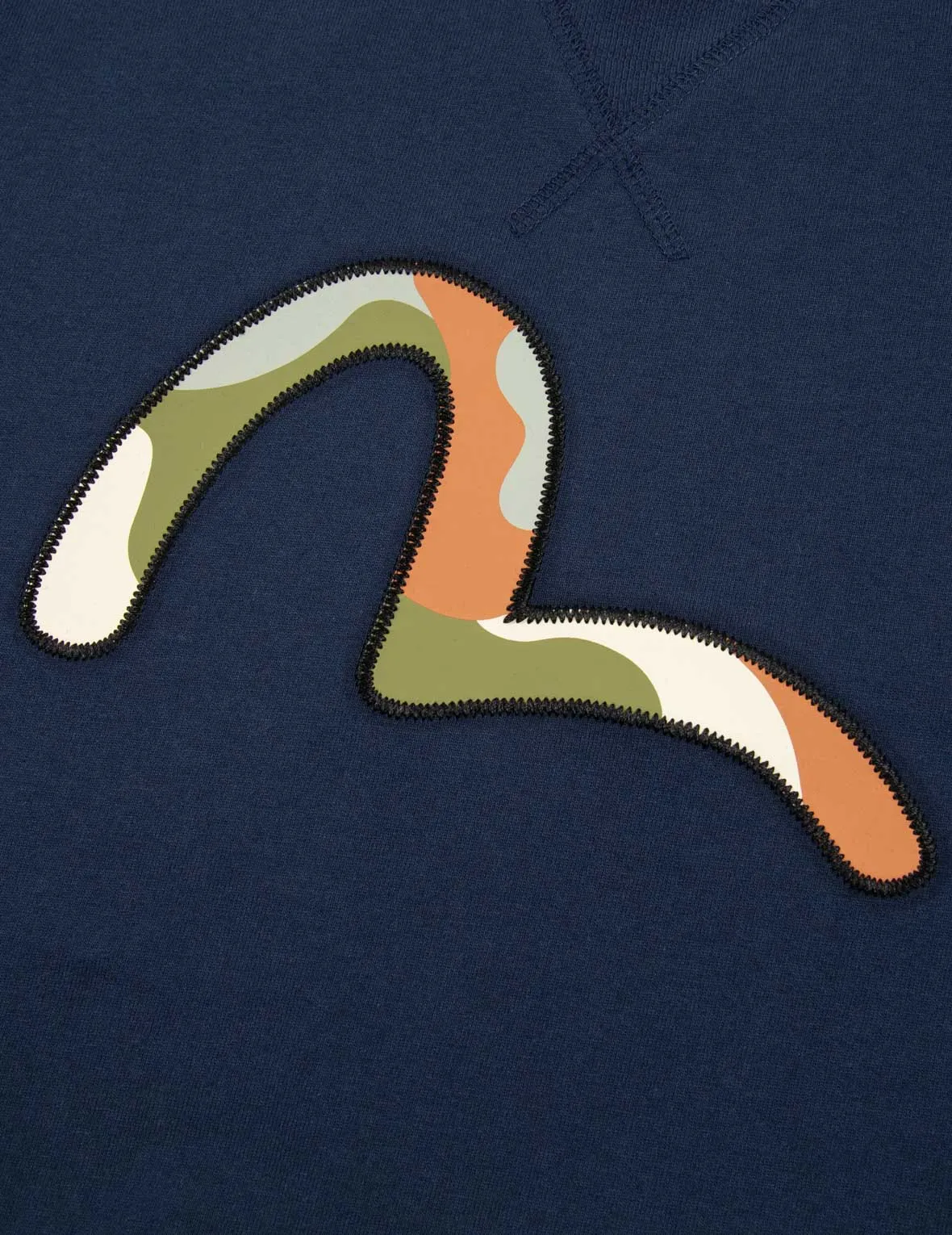 Camouflage Seagull Appliqué T-shirt