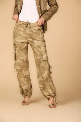 Francis pantalone cargo donna in tencel con pattern camouflage relaxed